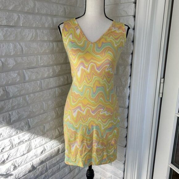 Psychedelic Print Fitted Dress - Picture 1 of 3